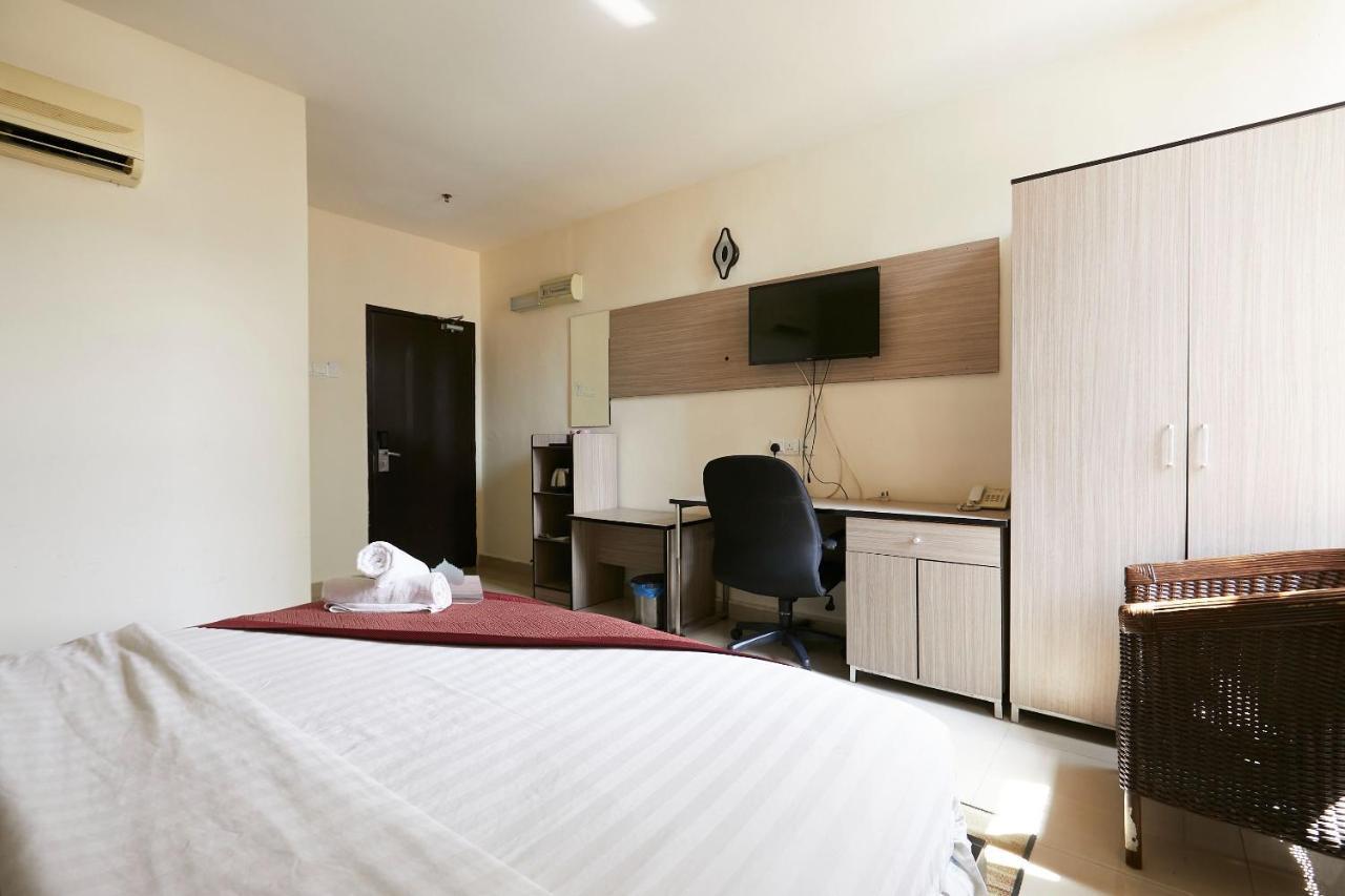 Dolphin Hotel, Chow Kit Kuala Lumpur Exterior foto